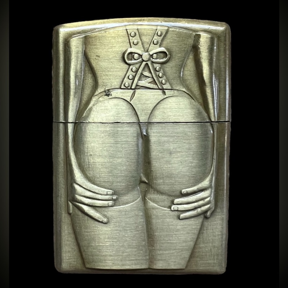 Vintage lighter - girl
